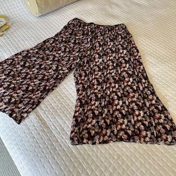 Vince Pants - Vince multicolor, pleated cropped pants, size large